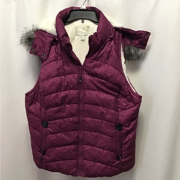 GreenTea Jackets & Blazers - Green Tea vest nwot